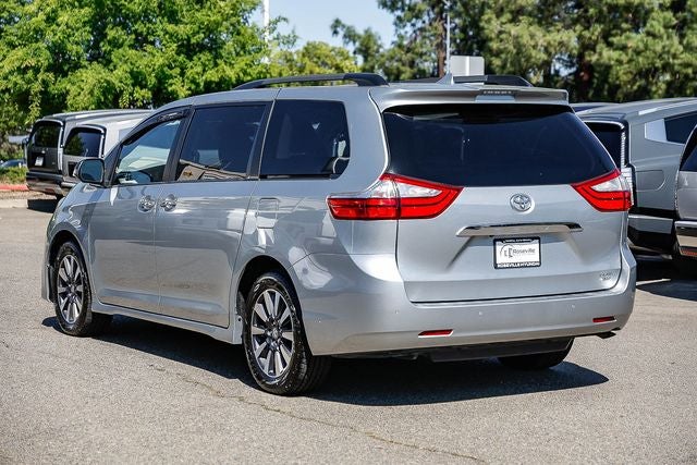 2019 Toyota Sienna Limited Premium 7 Passenger