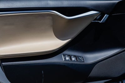 2017 Tesla Model S 90D