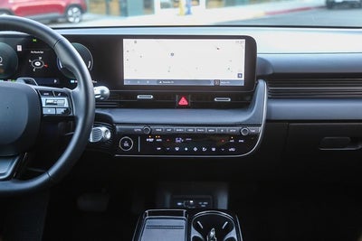 2025 Hyundai IONIQ 5 SE