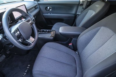 2025 Hyundai IONIQ 5 SE