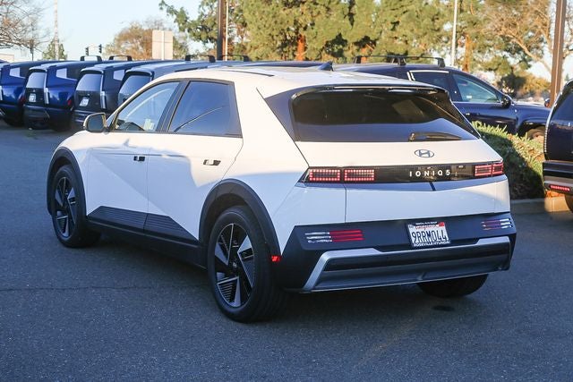 2025 Hyundai IONIQ 5 SE