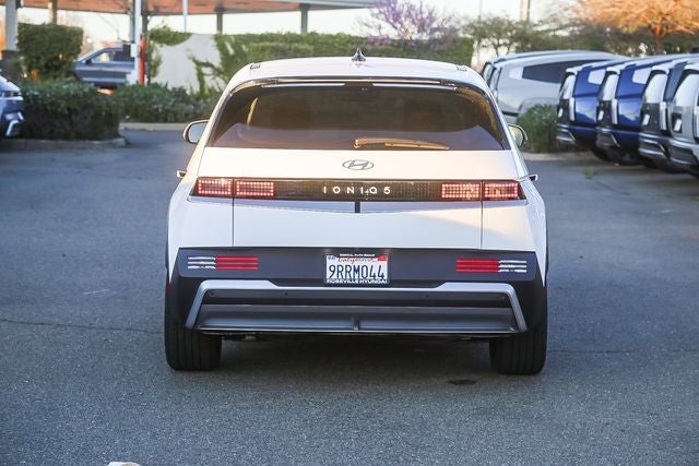 2025 Hyundai IONIQ 5 SE