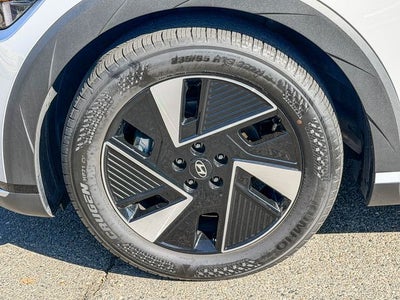 2025 Hyundai IONIQ 5 SE
