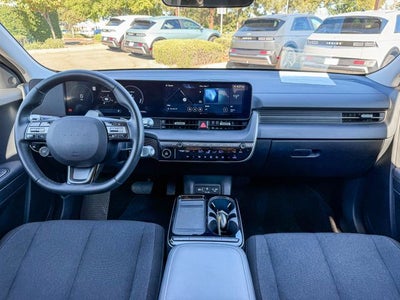 2025 Hyundai IONIQ 5 SE