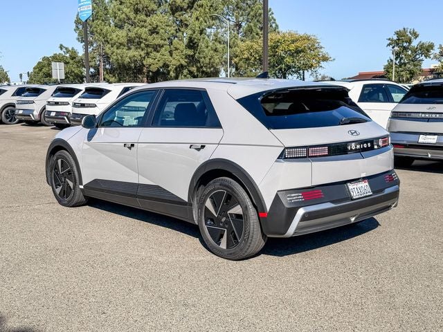 2025 Hyundai IONIQ 5 SE