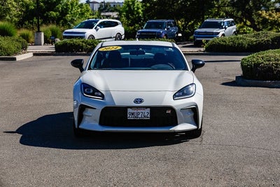 2024 Toyota GR86 Premium