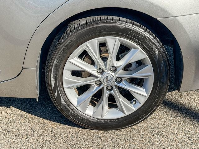 2015 Lexus ES 300h