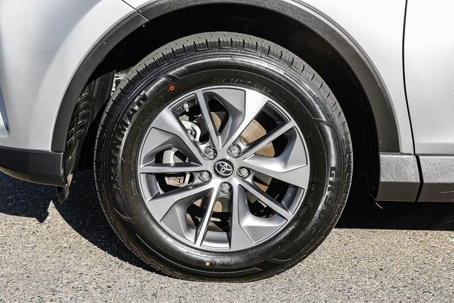 2016 Toyota RAV4 Hybrid XLE