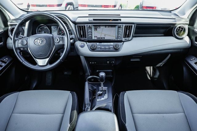 2016 Toyota RAV4 Hybrid XLE