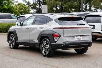 2025 Hyundai KONA SEL