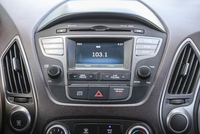2015 Hyundai TUCSON SE
