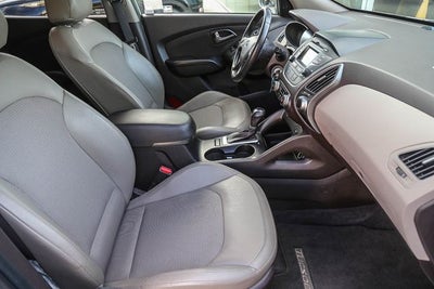 2015 Hyundai TUCSON SE
