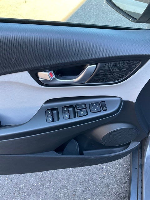 2023 Hyundai KONA ELECTRIC SE