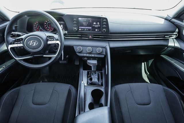 2021 Hyundai ELANTRA SE