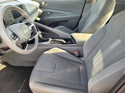 2025 Hyundai ELANTRA SEL Sport