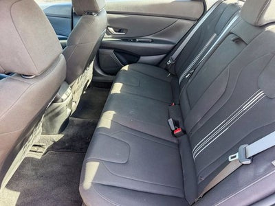 2025 Hyundai ELANTRA SEL Convenience
