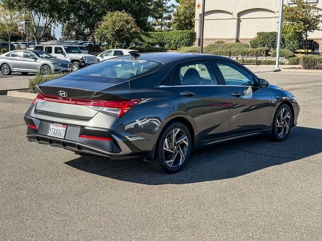 2025 Hyundai ELANTRA SEL Convenience