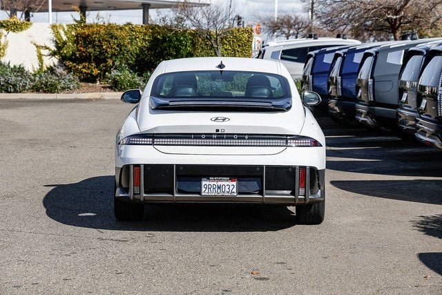 2025 Hyundai IONIQ 6 SE