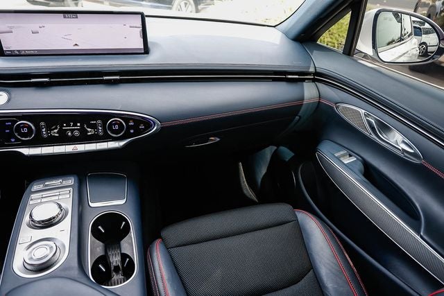 2023 Genesis GV70 2.5T