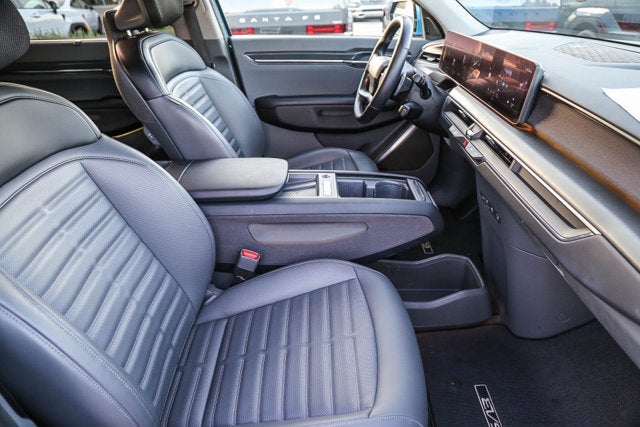 2024 Kia EV9 Land