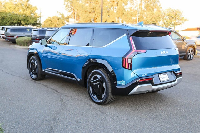 2024 Kia EV9 Land