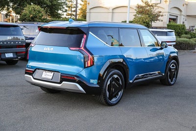 2024 Kia EV9 Land