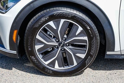 2024 Kia EV6 Light