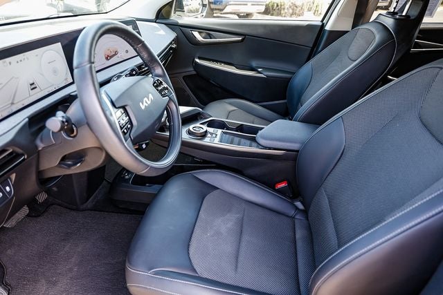 2024 Kia EV6 Light